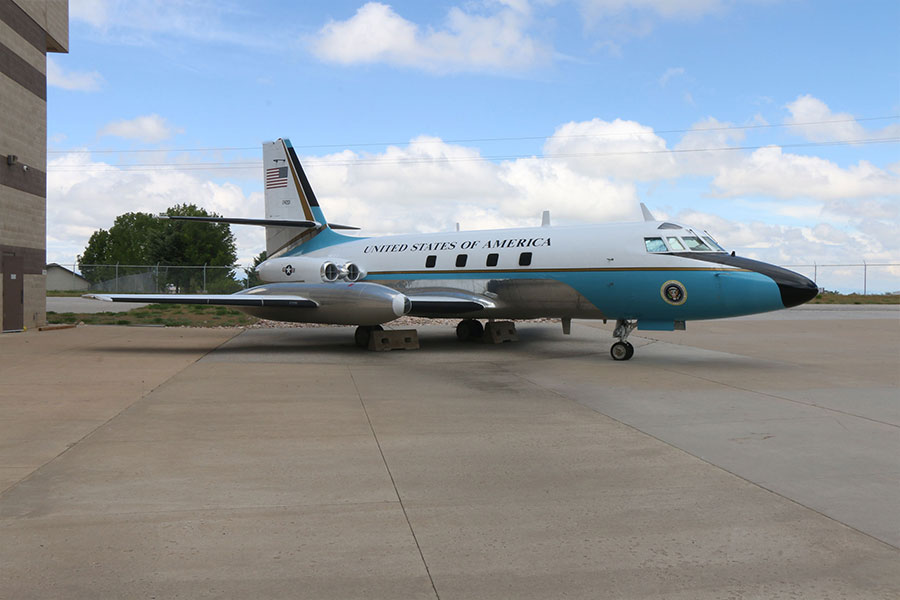 Lockheed C-140B JetStar